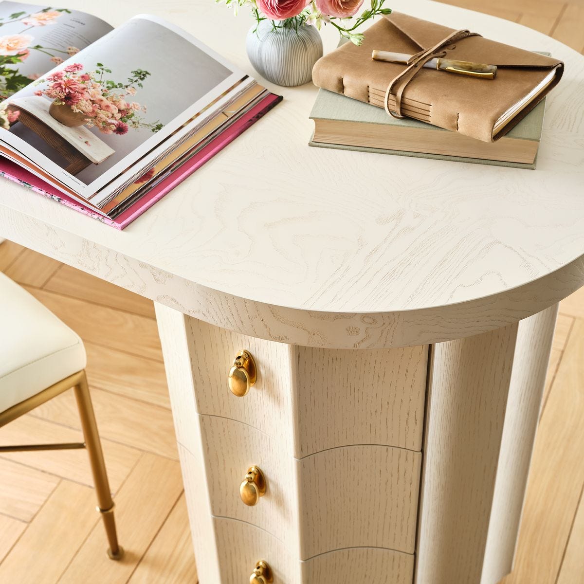 Adorable Writing Desk - Off-White