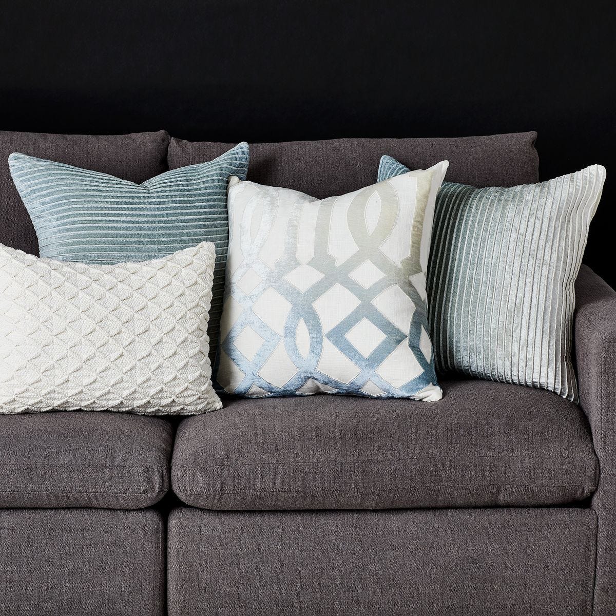 Fade Out Velvet Pillow - Blue