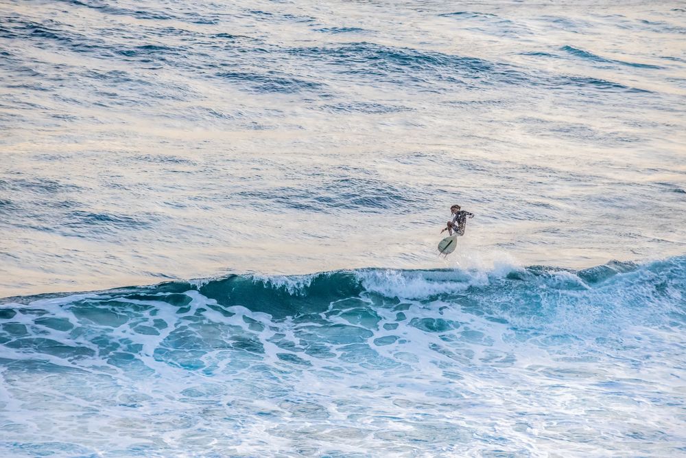 Lombok Surfer 2 artwork