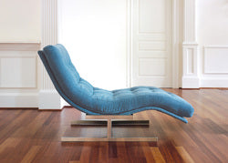 Hug Chaise