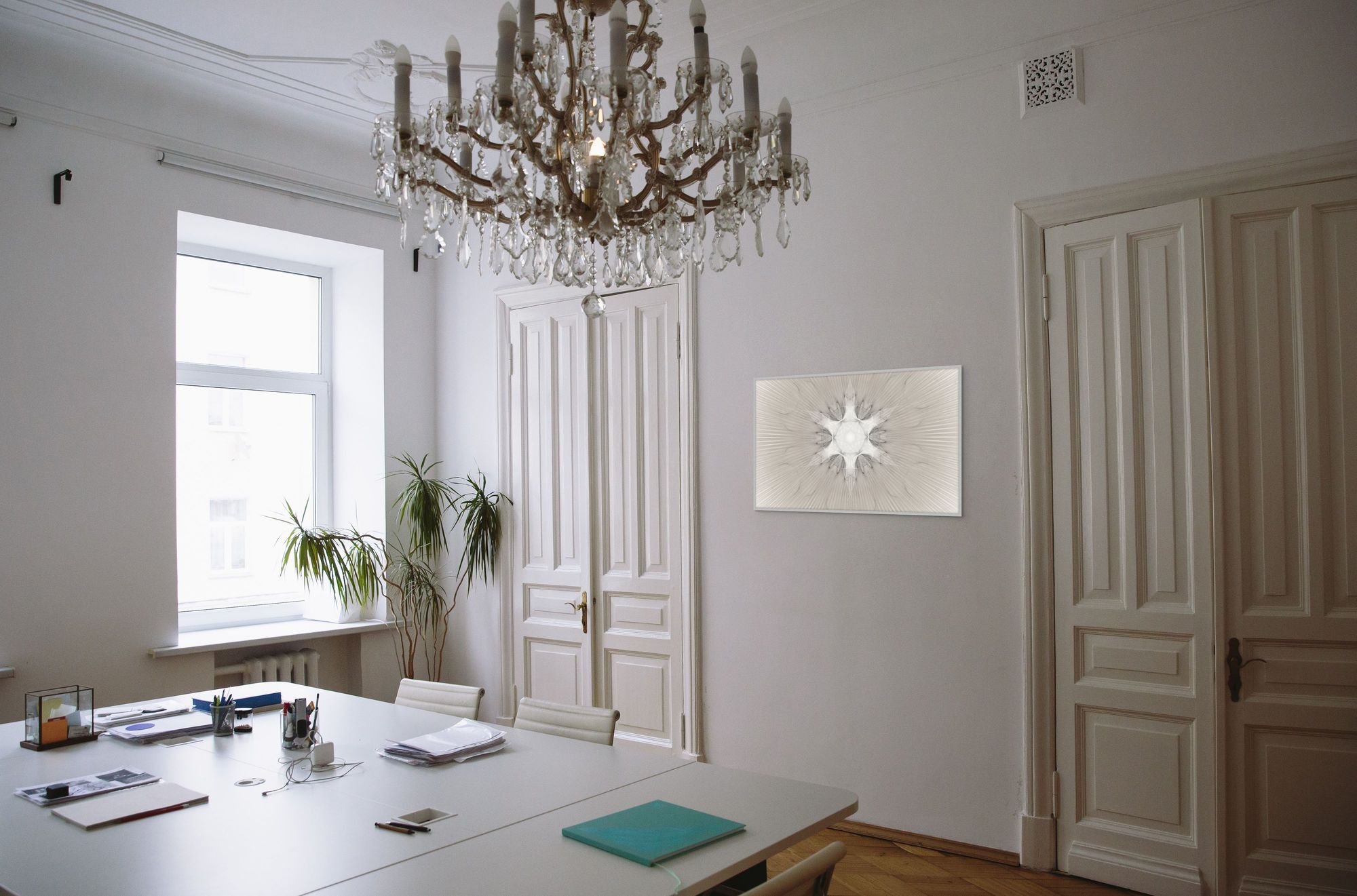 Adjoining Ellipsis 1 in a room