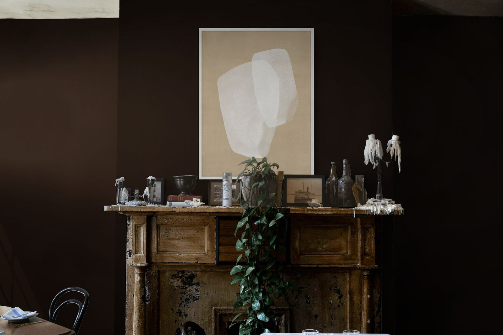 White Winter 1 in a room