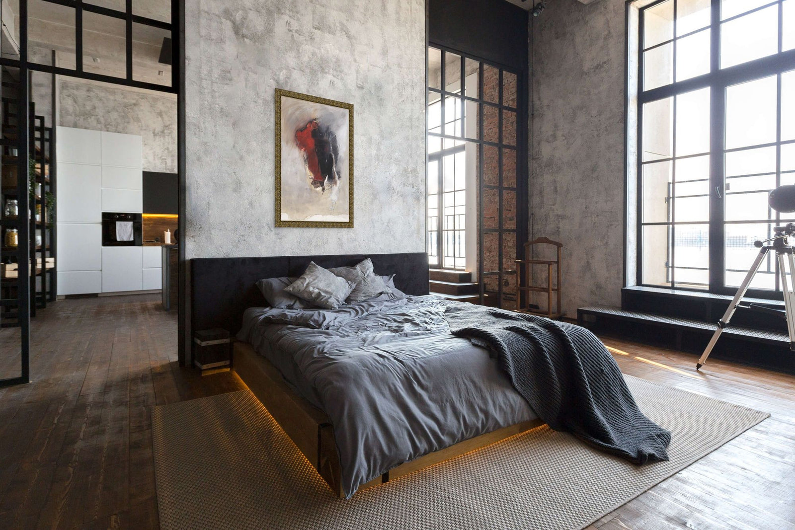 Early Morning Gusto 1 in a room