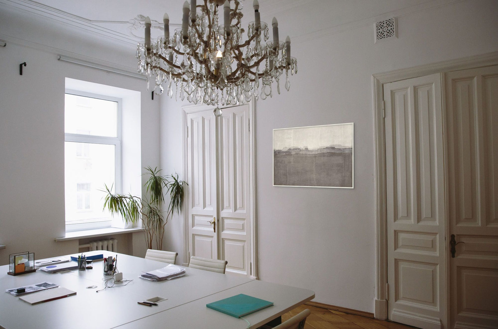 Shadow Horizon 4 in a room