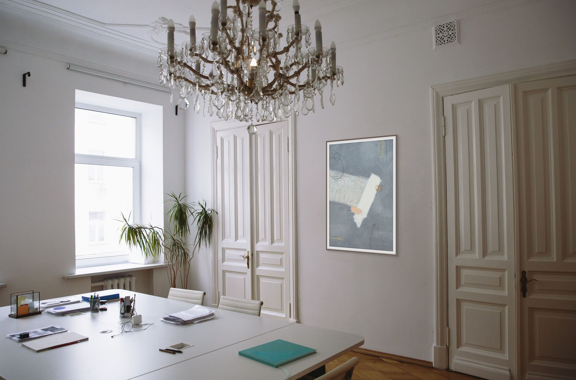 Traverse the Blue 2 in a room