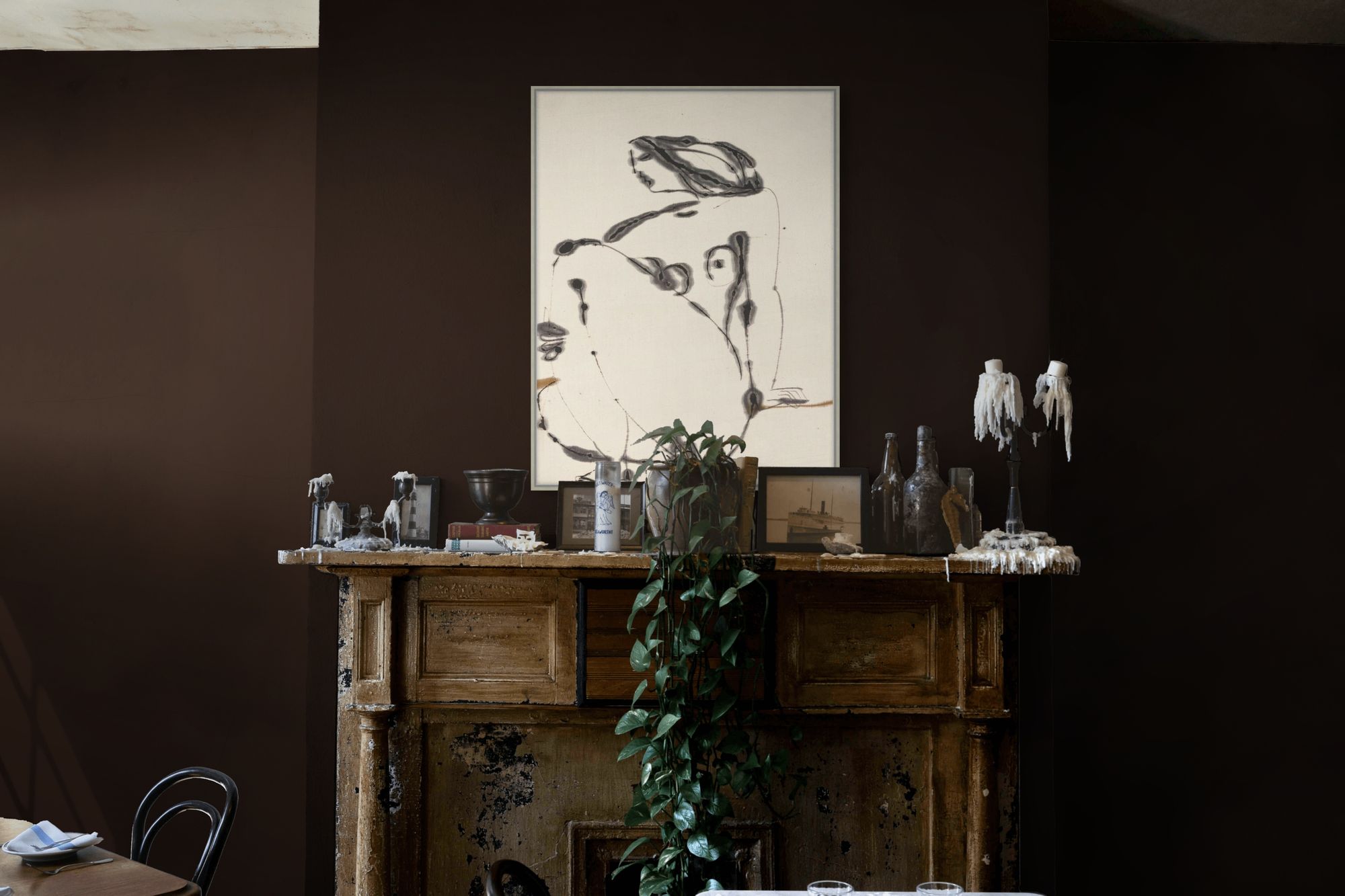 Arabella 1 in a room