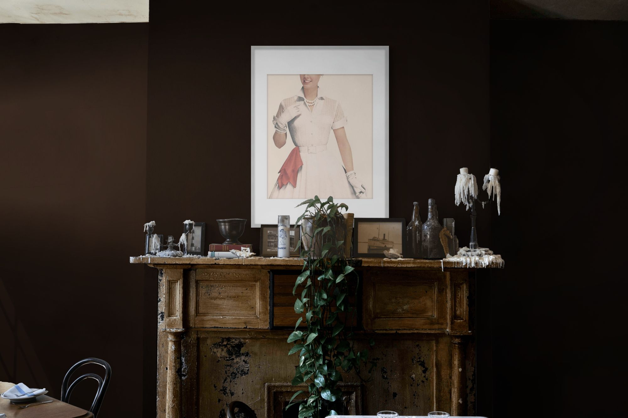Vintage Allure 2 in a room