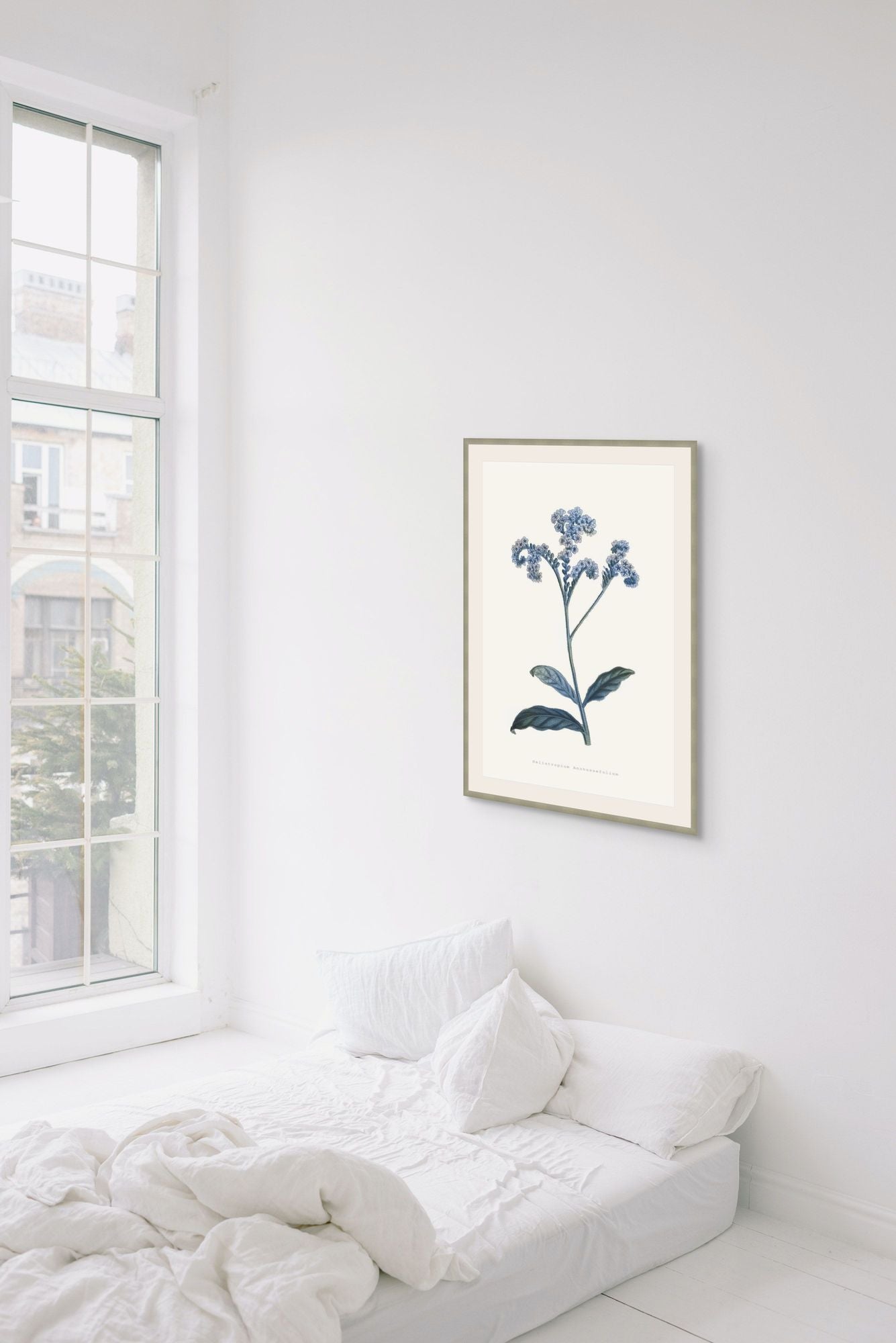 Bouquet Blue 4 in a room