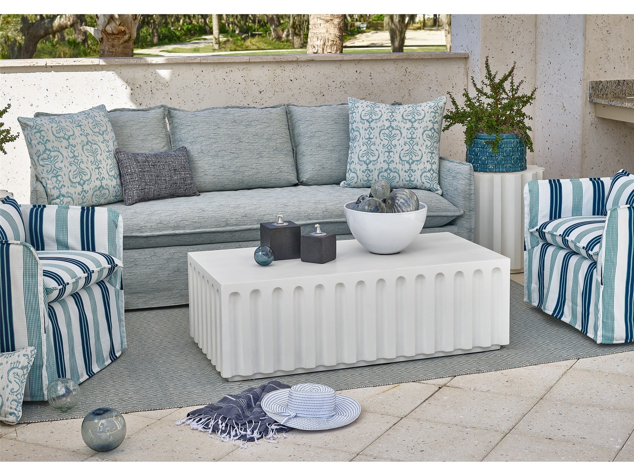 Coastal Living Outdoor Edisto Cocktail Table