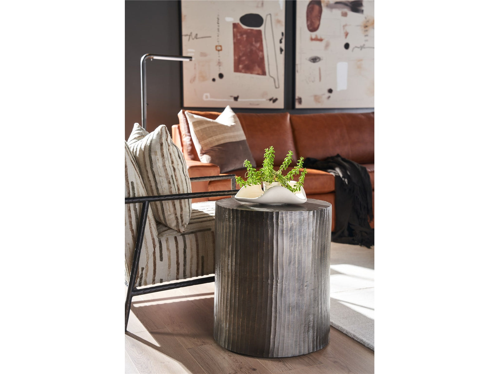 Modern Asher Round End Table