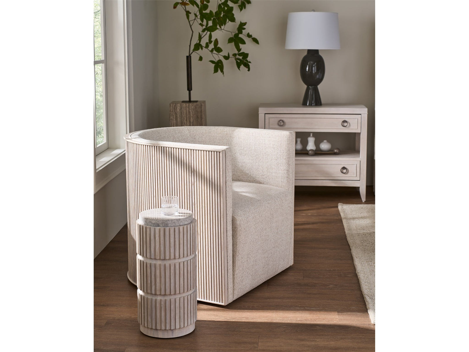Avaline Carmen Spot Table