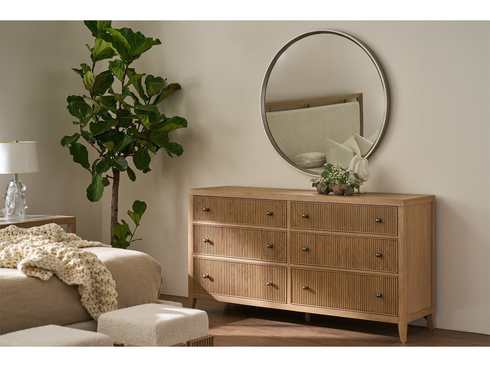 Avaline Carmen Dresser
