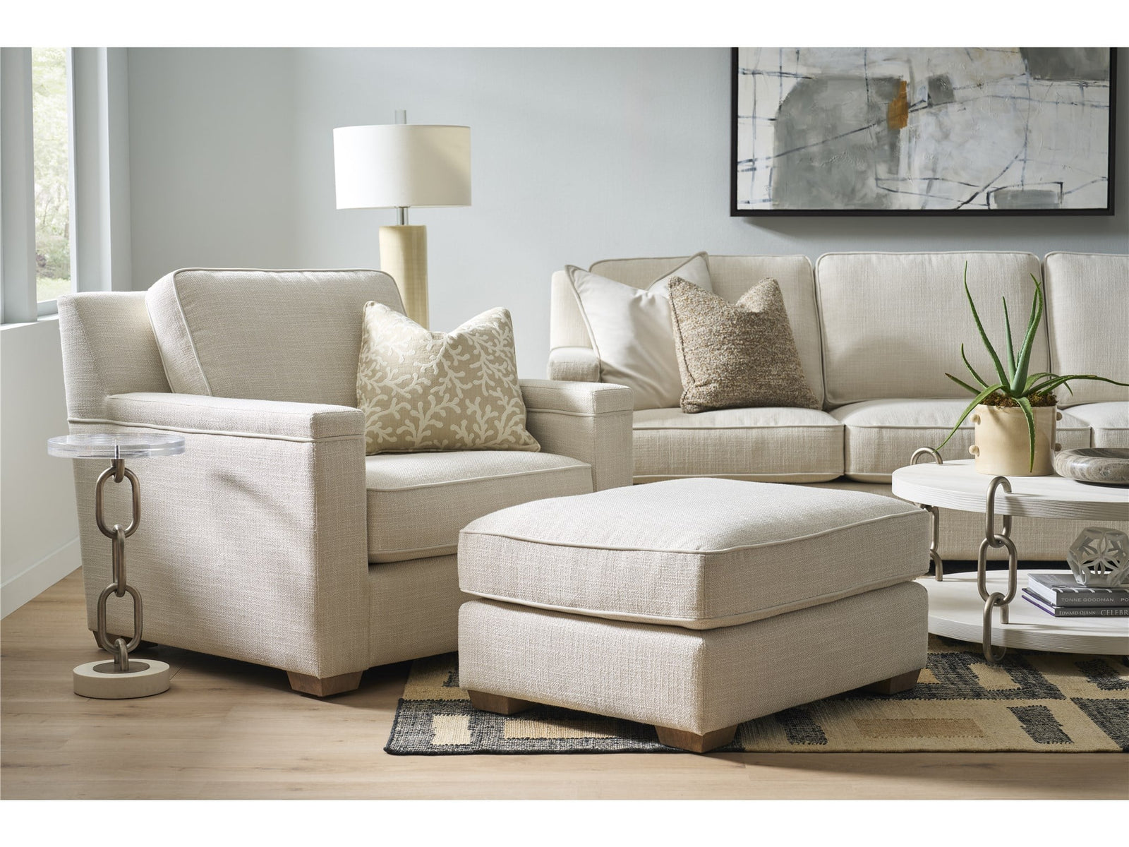 Leah Ottoman