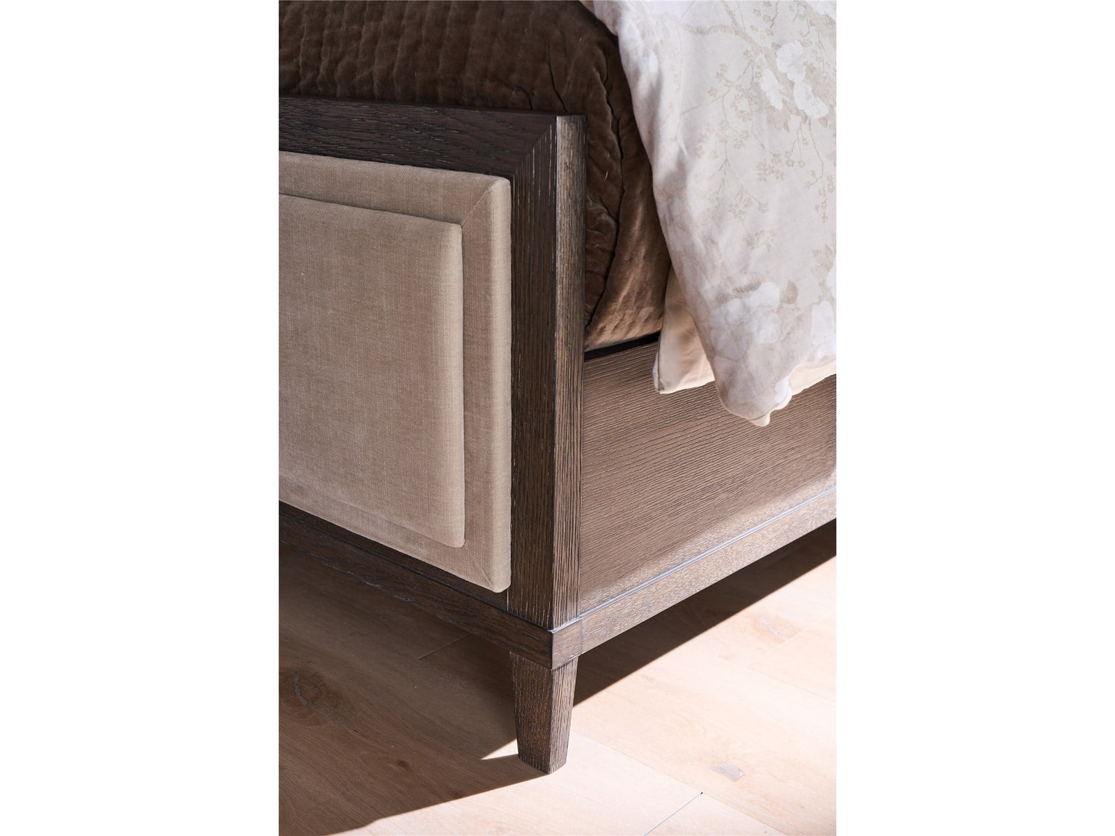 Montclair Cocoa Bed King