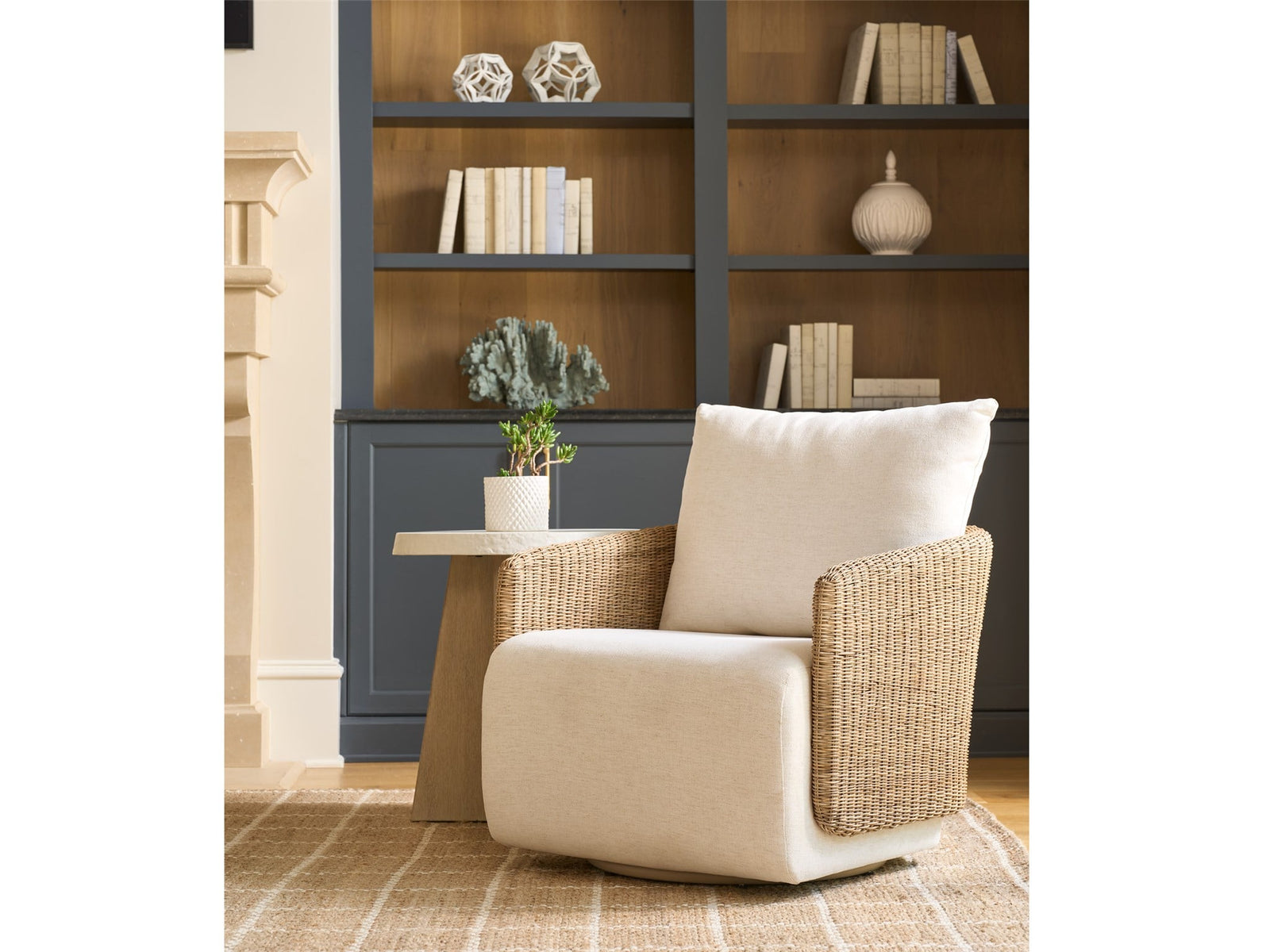 Enzo Swivel Chair