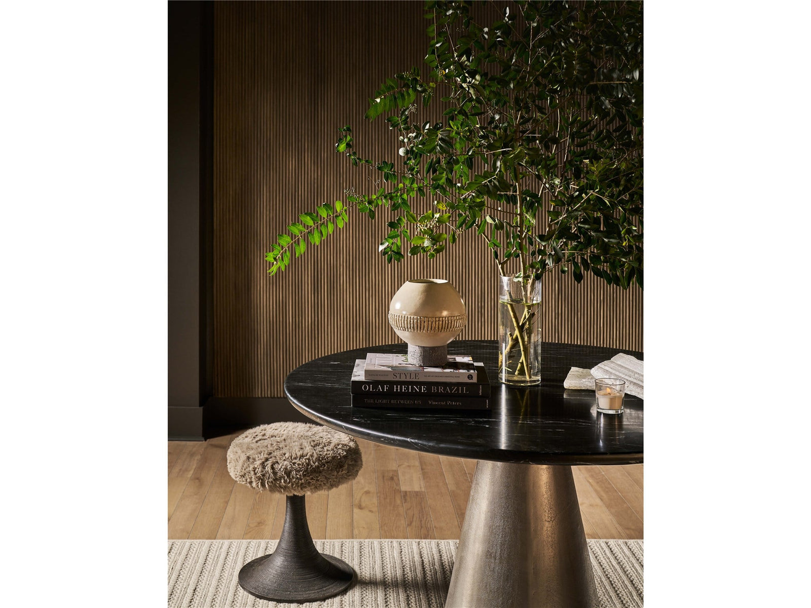 Modern Kira Stool