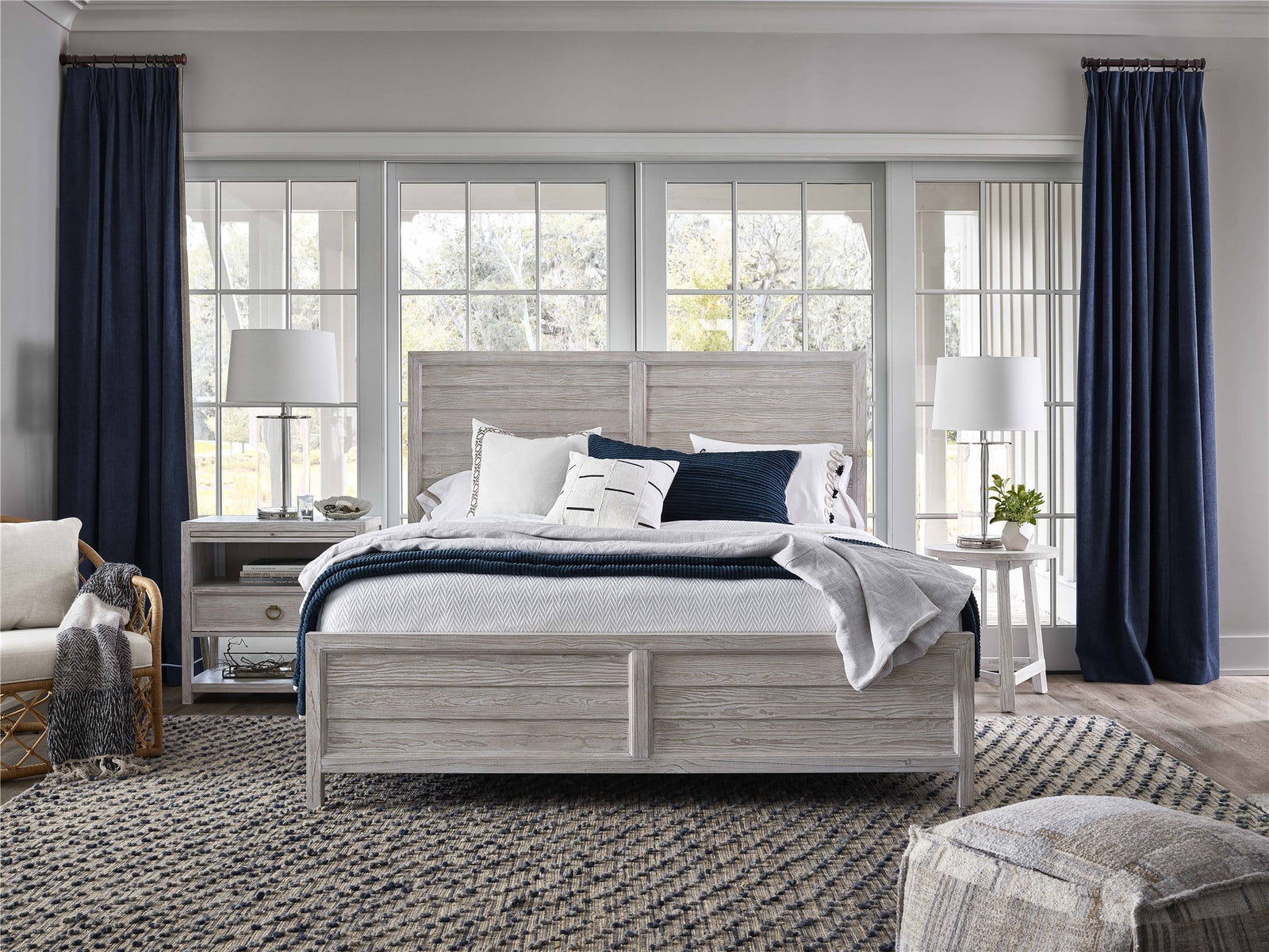 Getaway Coastal Living Home Collection Getaway Panel King Bed