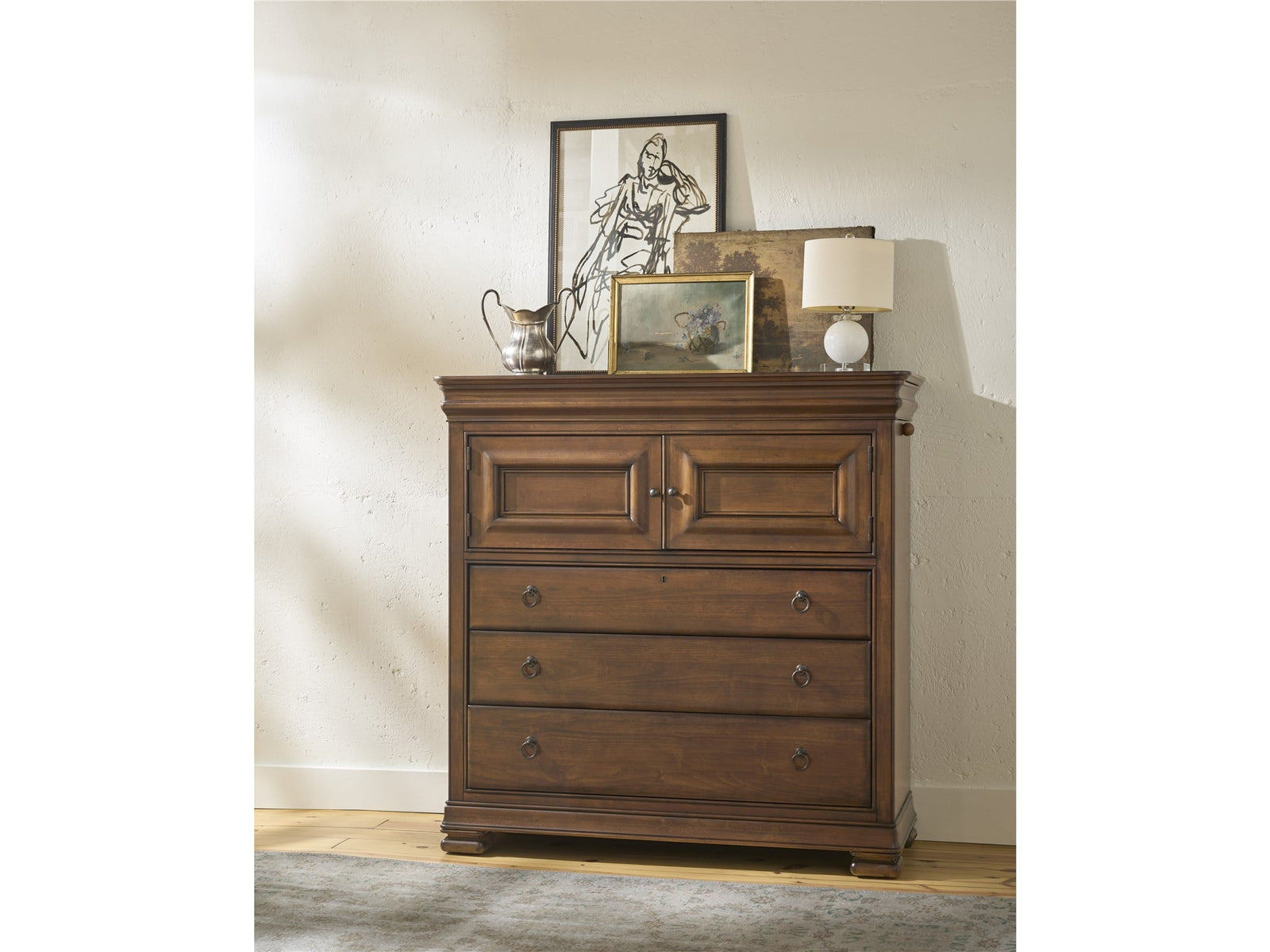 New Lou Dressing Chest