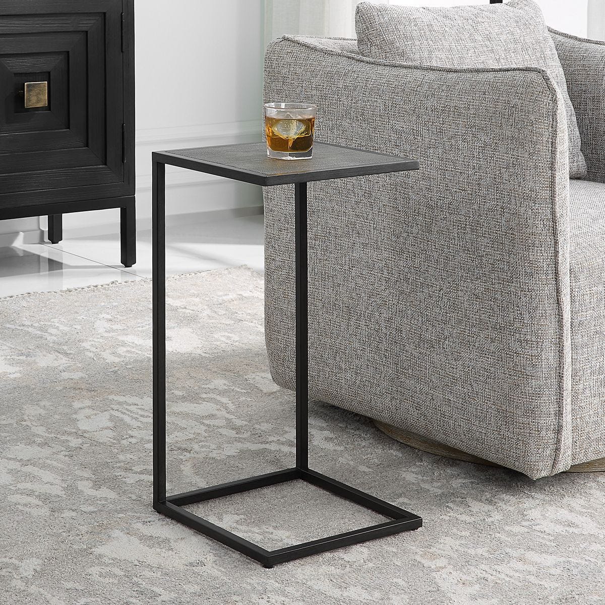 ACCENT FURNITURE