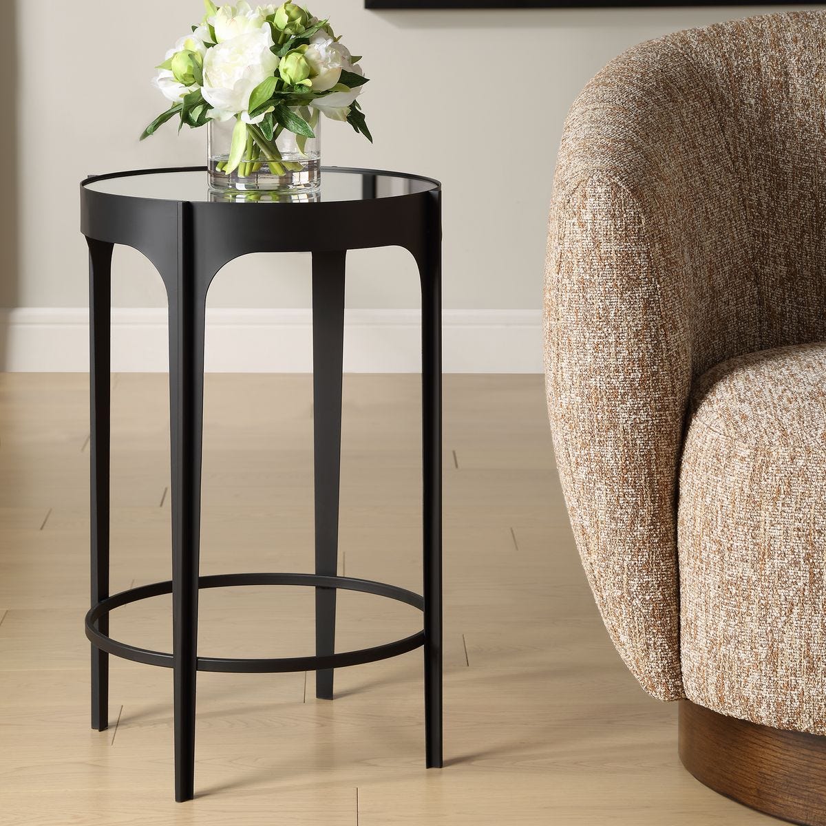 ACCENT FURNITURE