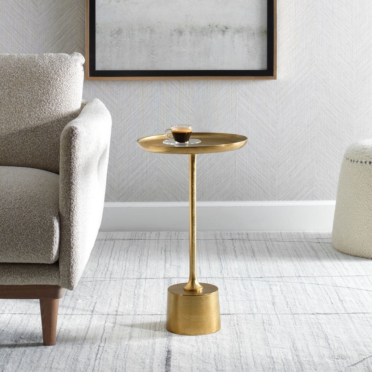 ACCENT FURNITURE