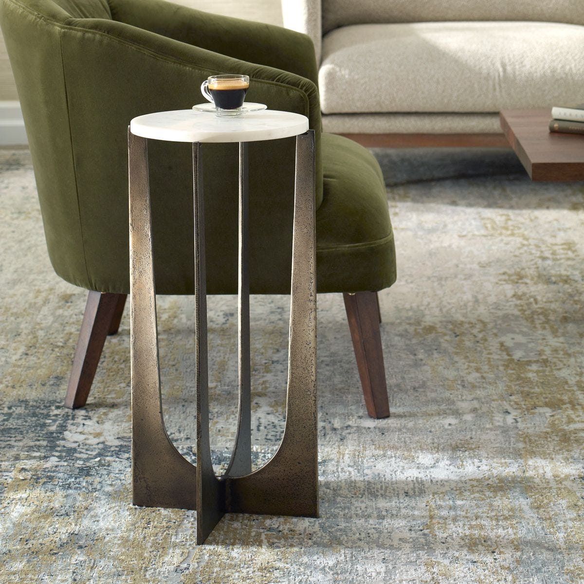 ACCENT FURNITURE