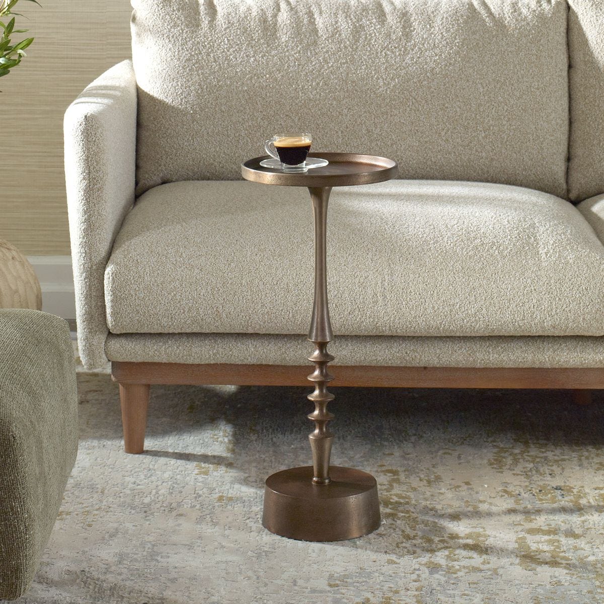 ACCENT FURNITURE