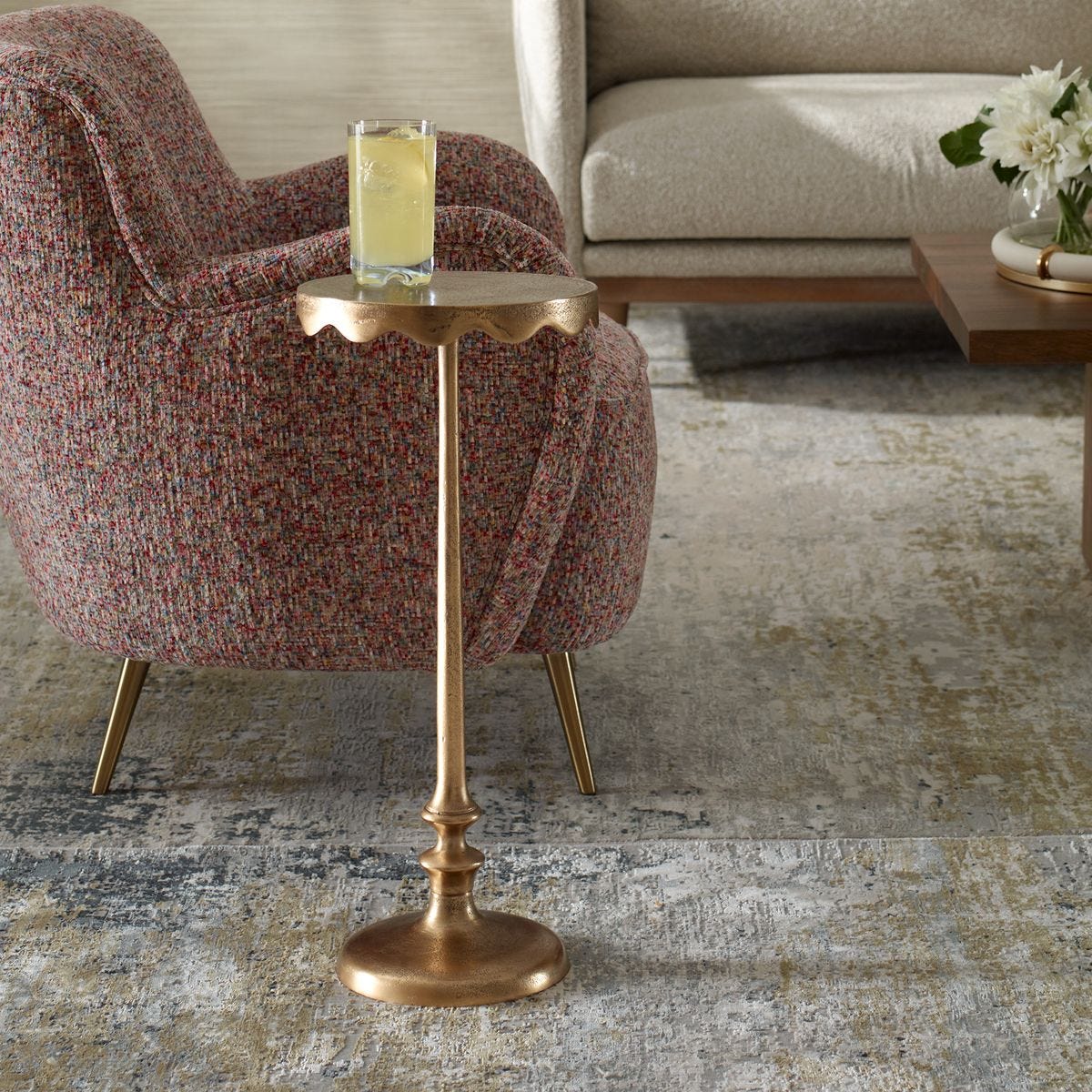 ACCENT FURNITURE