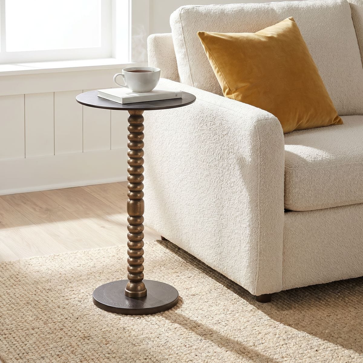 ACCENT FURNITURE