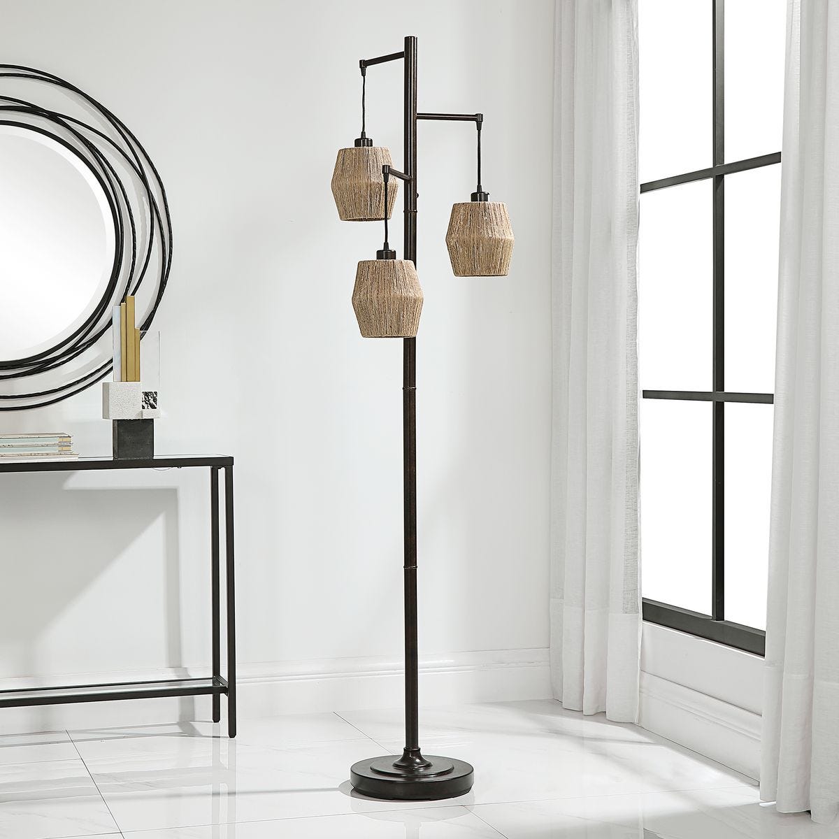 FLOOR LAMP
