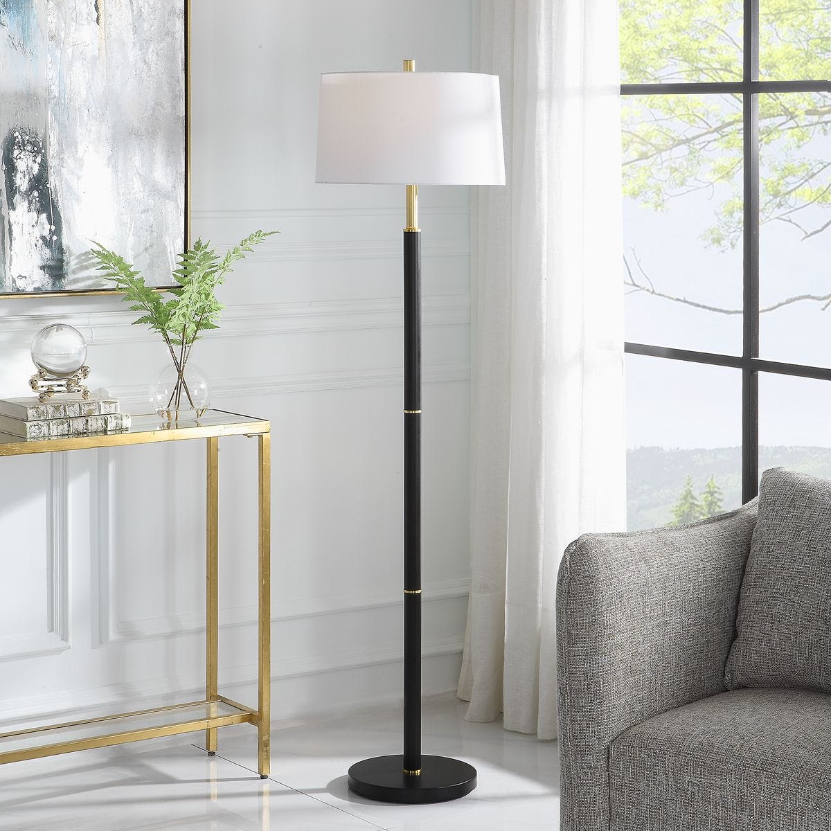 FLOOR LAMP