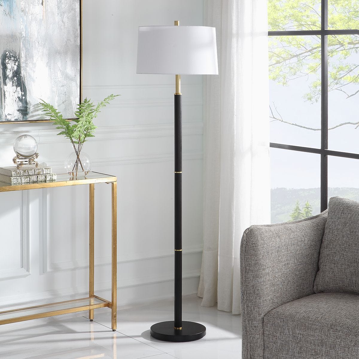 FLOOR LAMP