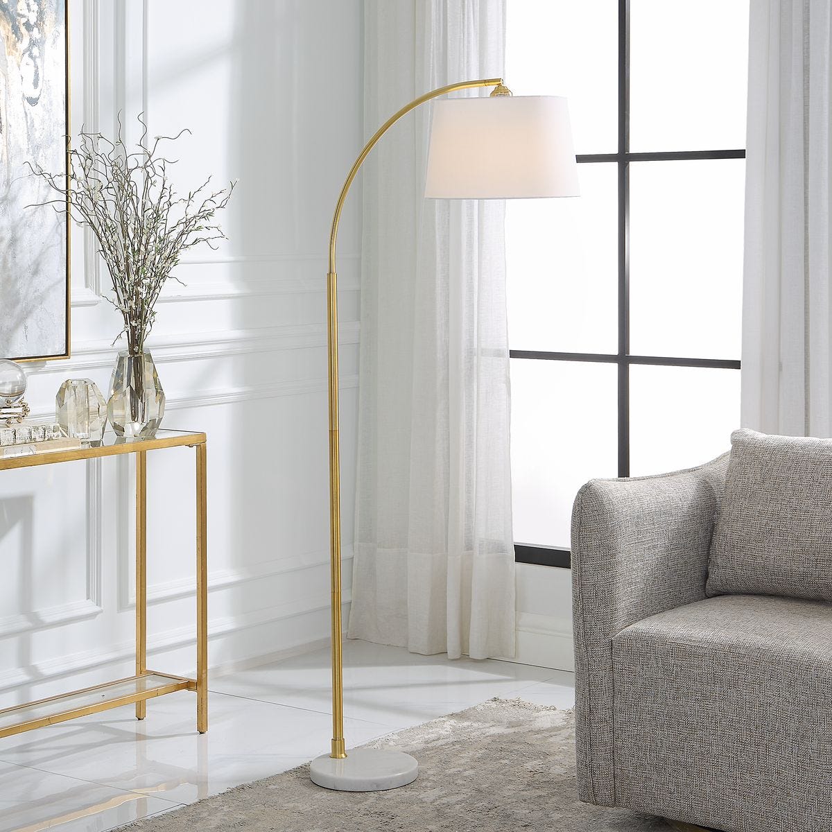 FLOOR LAMP