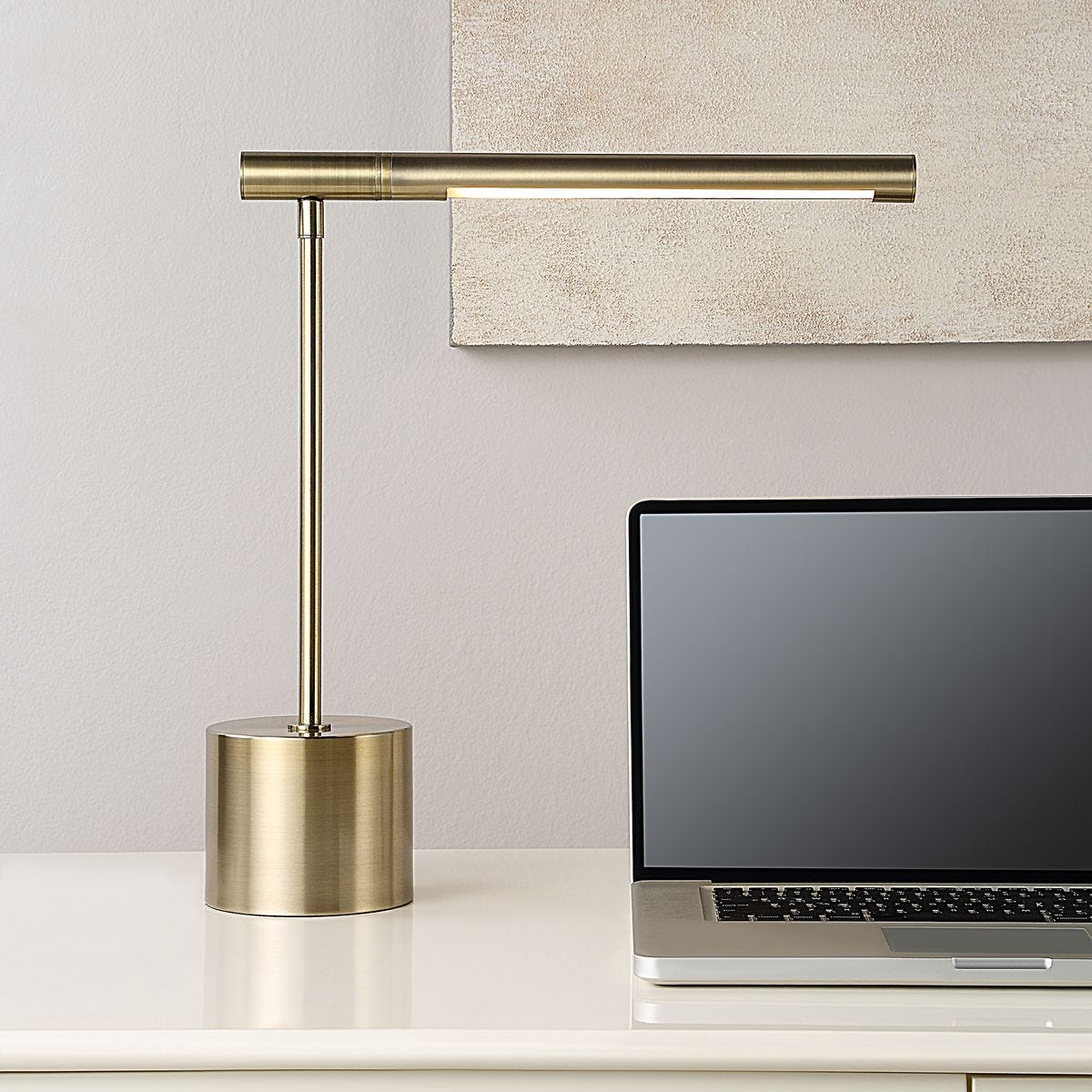 DESK LAMP