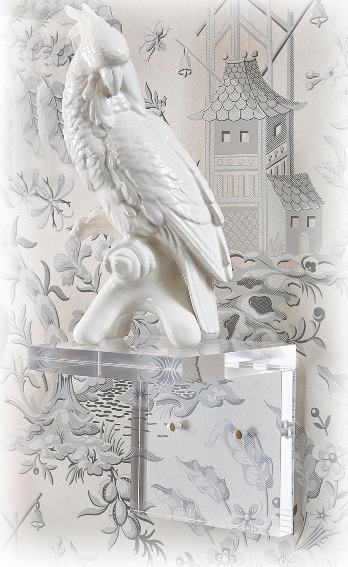 Regency Acrylic Bracket (Pr)