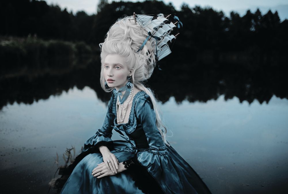 Lady Blue 1 — artwork