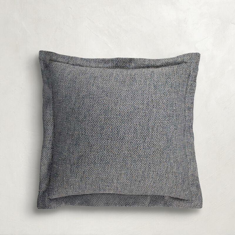 Winhay ChambrayBreezy Linen Feather 22x22