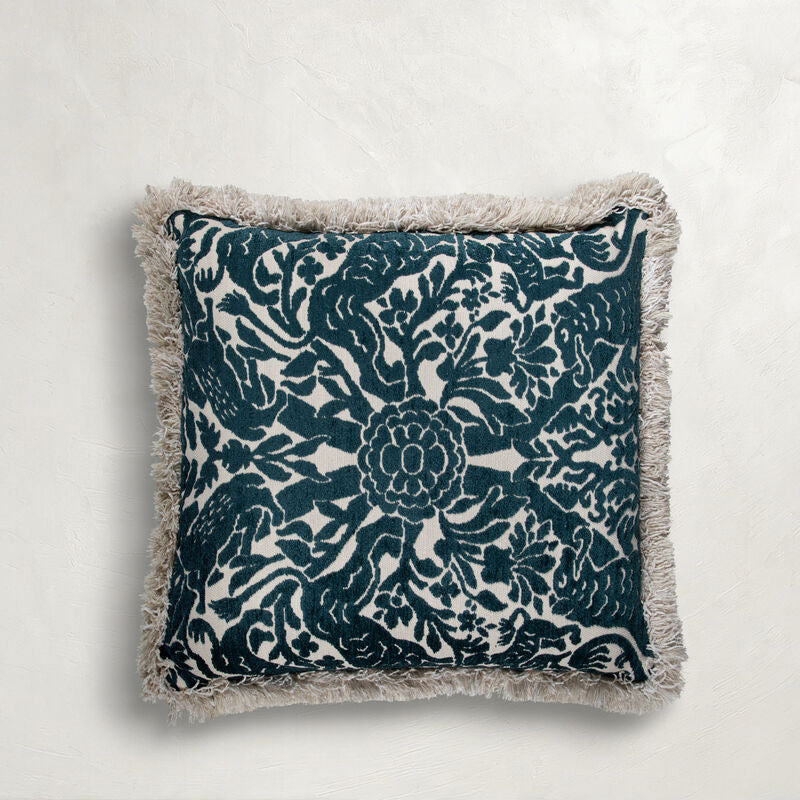 Jungle Reef Ivory Plush Fringe Poly 20x20
