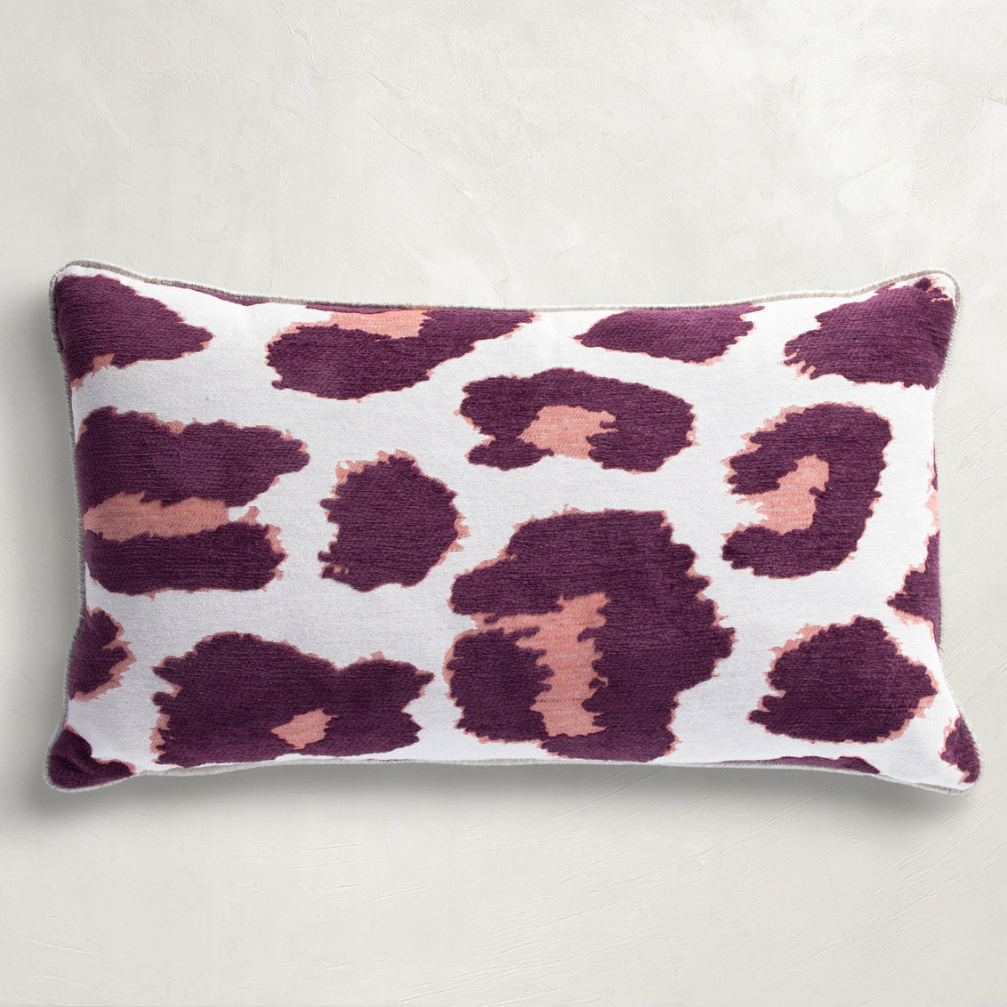 Venti Tigre Plum Poly 14x24
