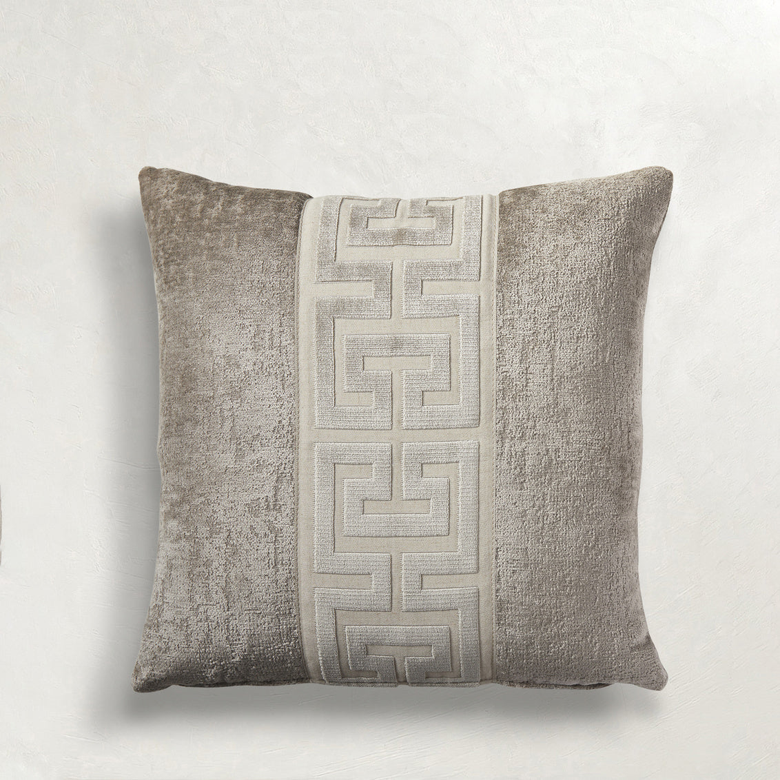 Hamlet Taupe Feather 18x18