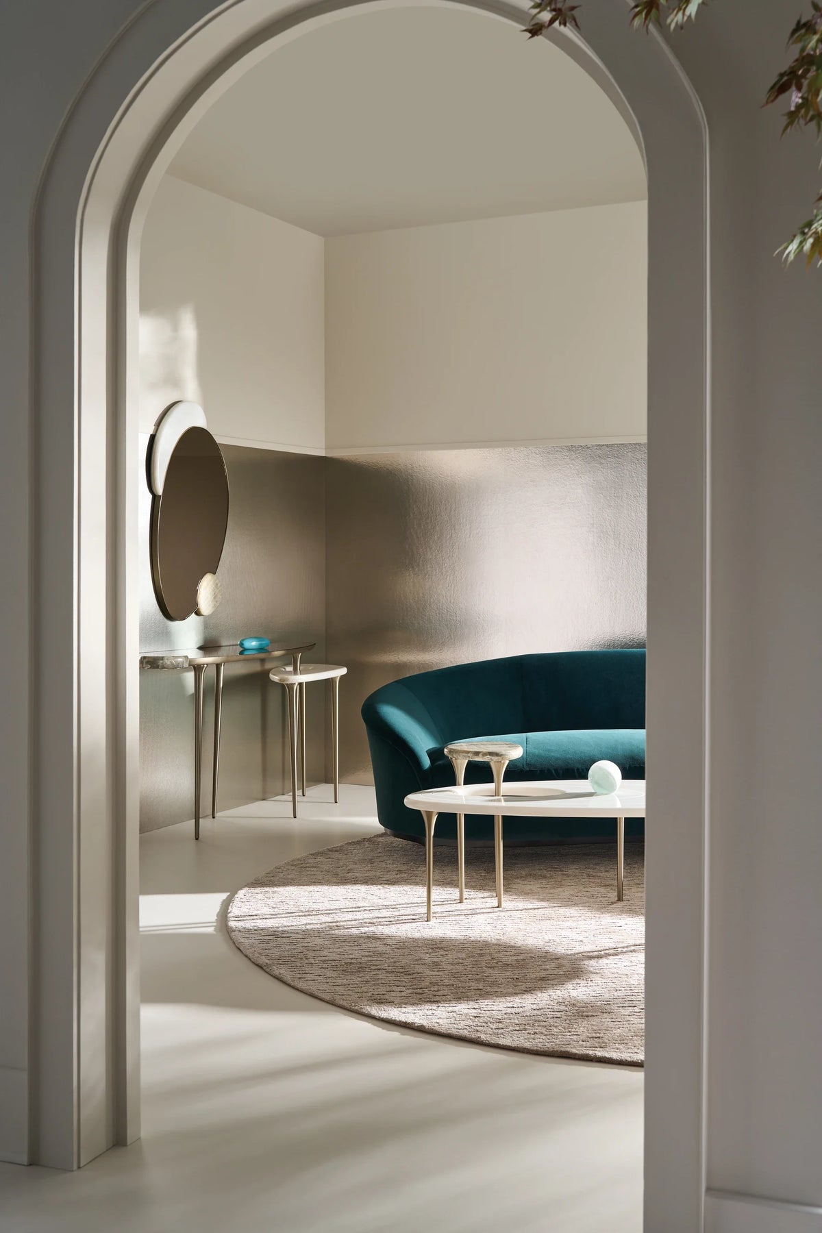 Three'S Company Laf Sofa
