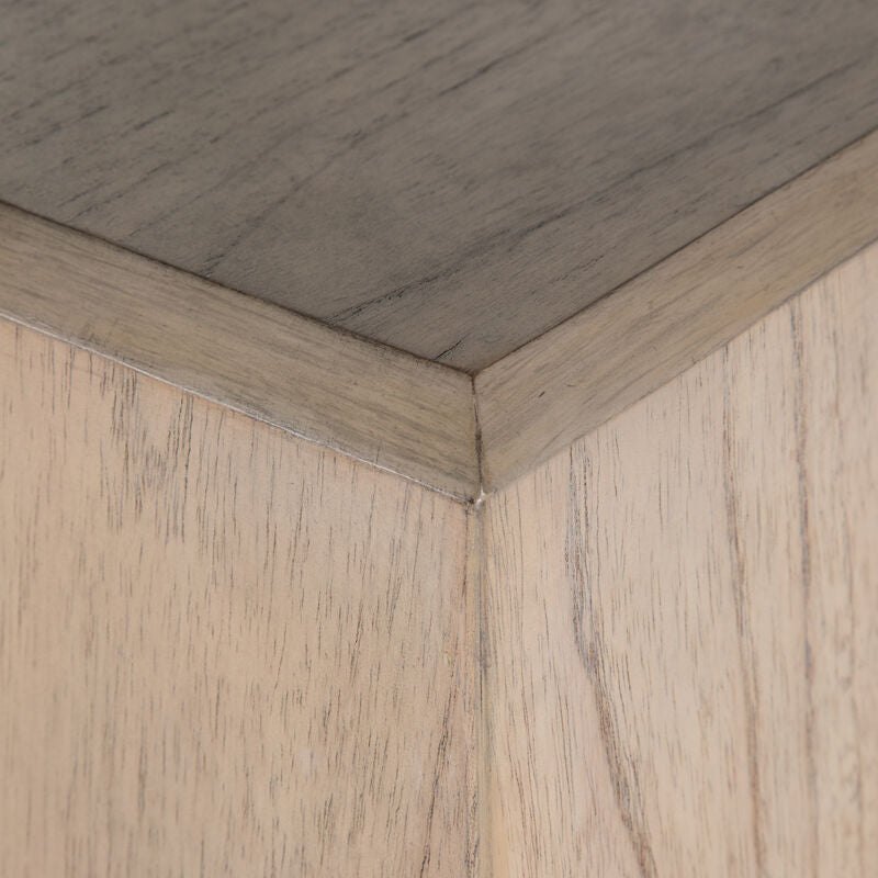 Chess Pedestal