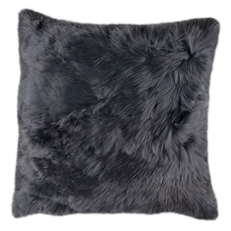 Alpaca Silver Feather 22x22