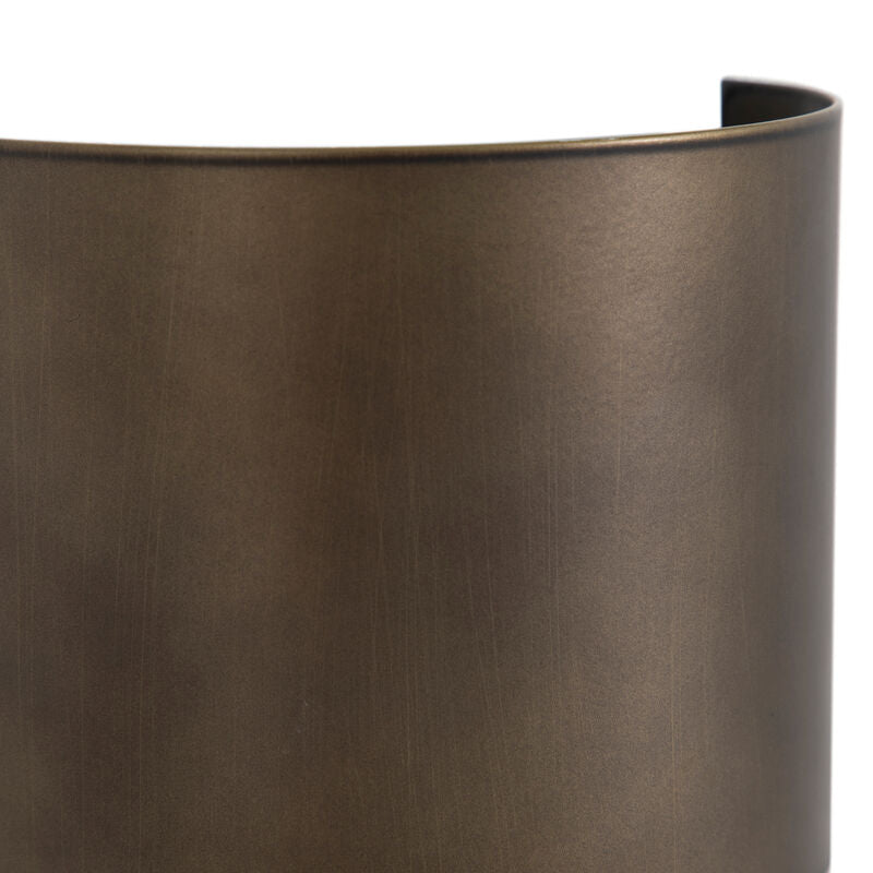 Mazie Sconce