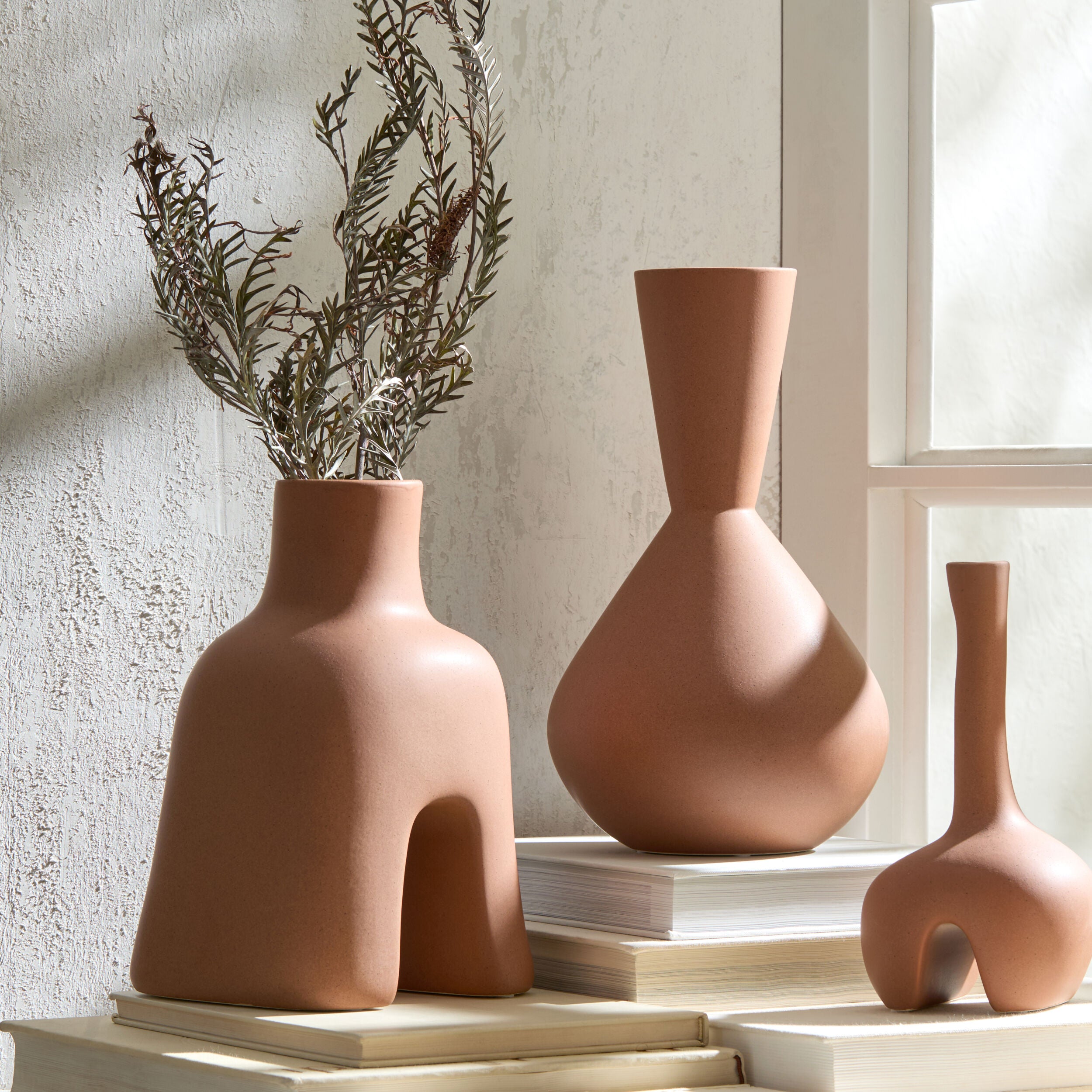 Adama Vase-Terracotta-Squat