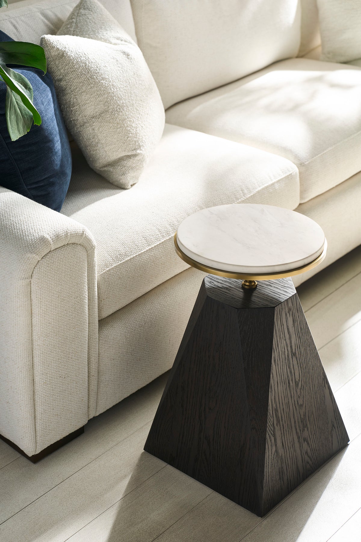 Cadence Accent Table -