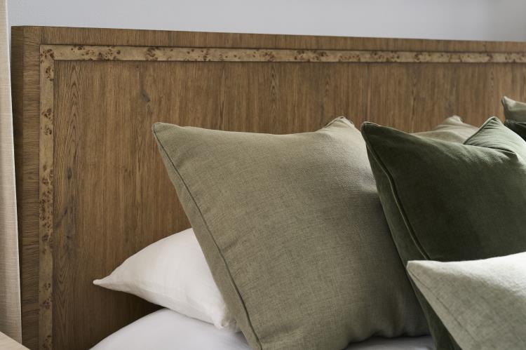Monterey King Panel Bed 6/6 -
