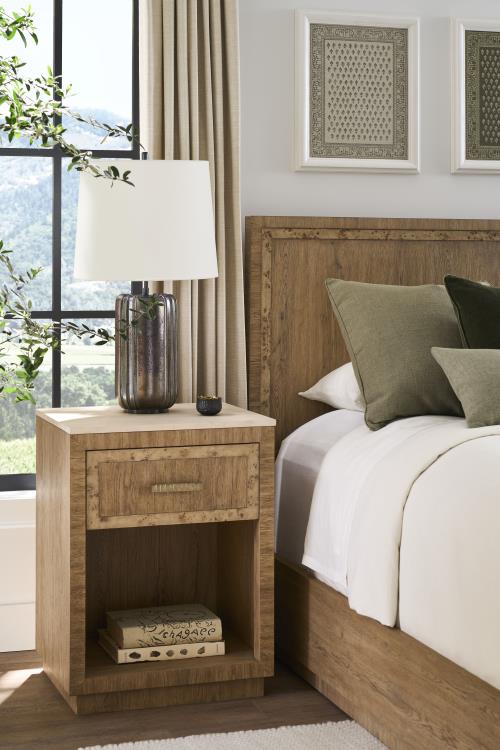 Monterey King Panel Bed 6/6 -