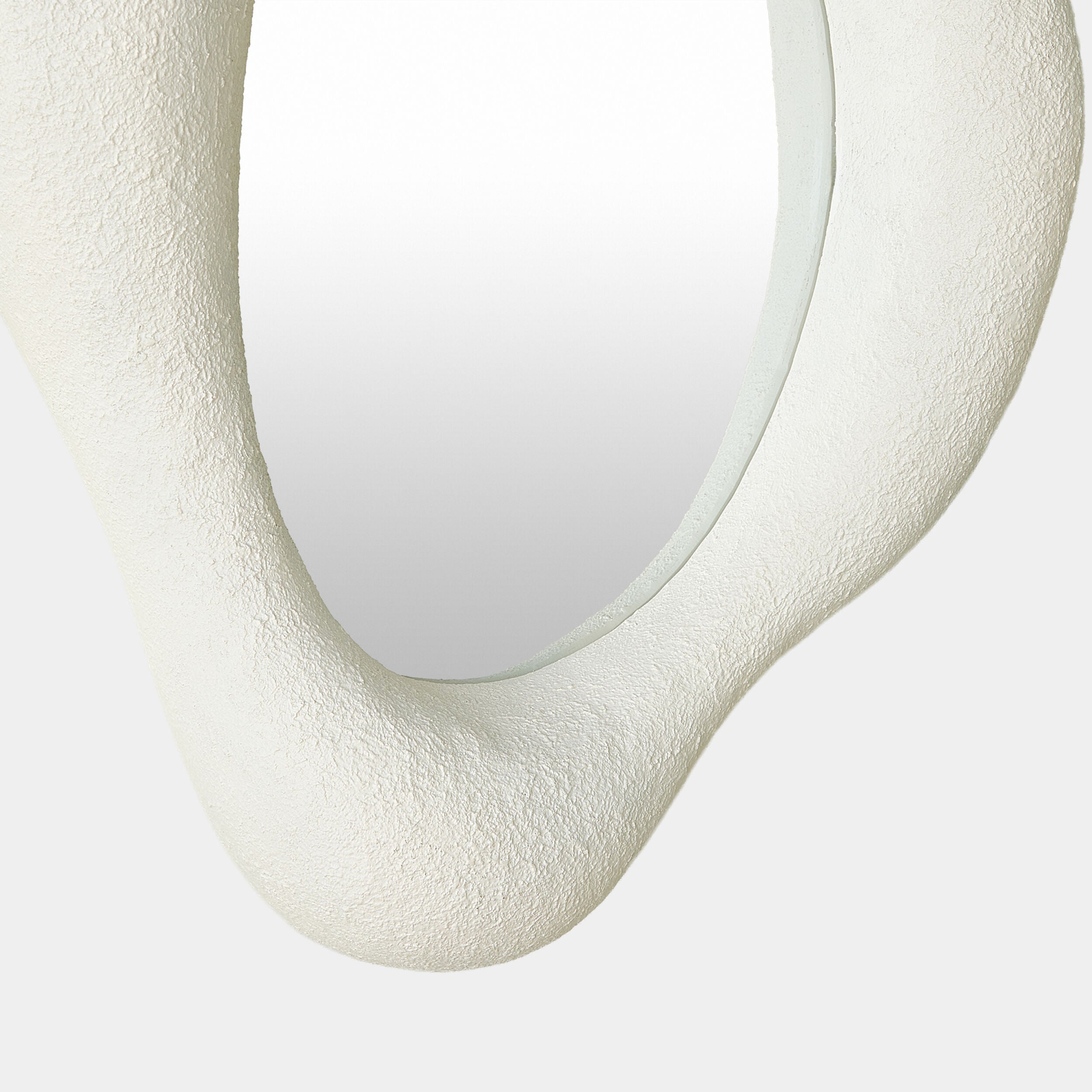 Amorphous Mirror-Lg