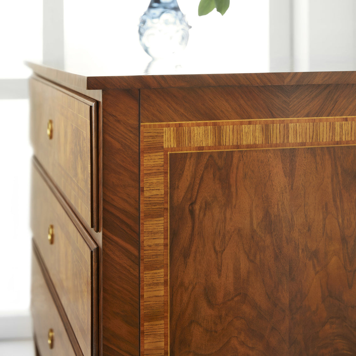 Modern History Bezier Chest MH1049F01